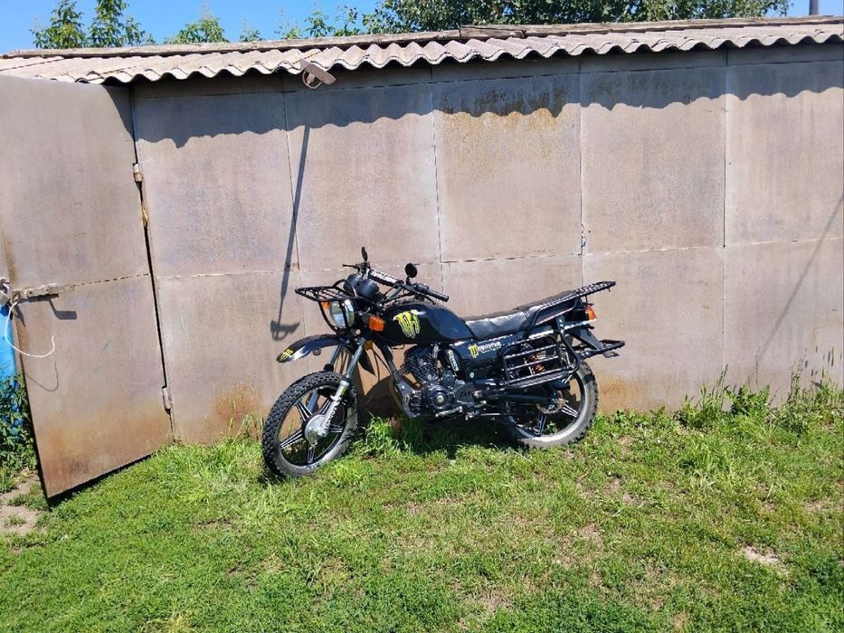 Продам мотоцикл сонлинк 200 куб