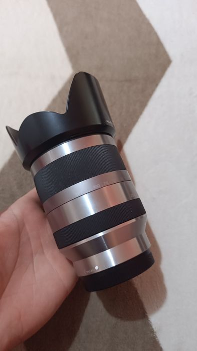 SONY 18-200mm f3.5-6.3 OSS
Preț:1100 de lei ușor negociabil