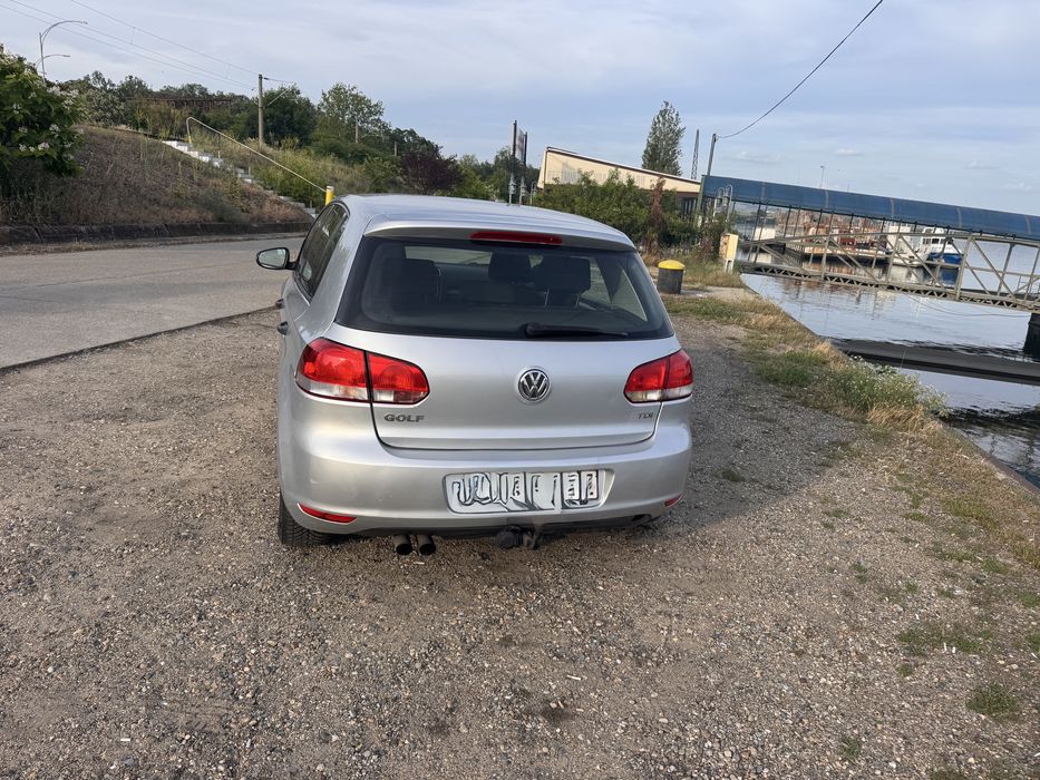 VOLKSWAGEN Golf 2010 — imagine 5