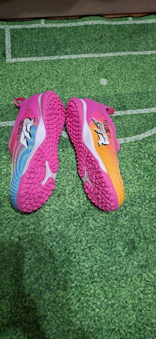 Продавам нови неизползвани стоножки Puma Future