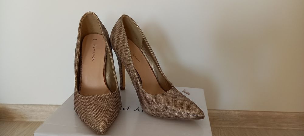 Pantofi cu toc Nr 38 New Look