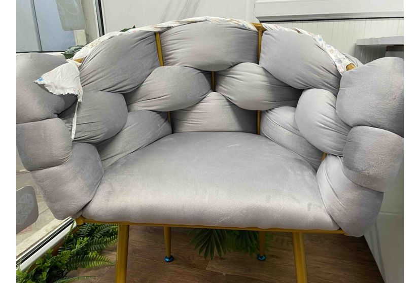 Стулья ,2шт новые