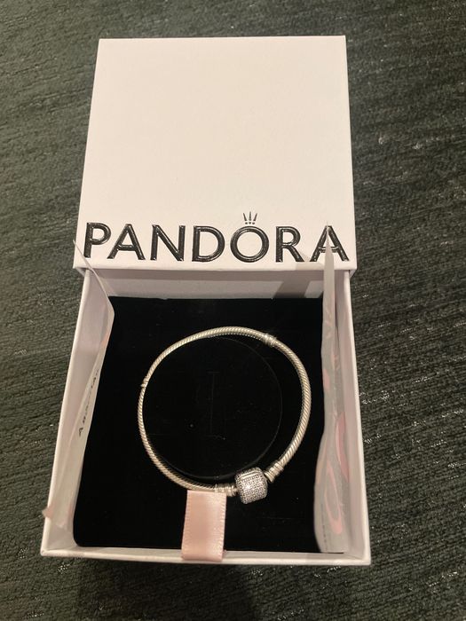 Продам браслет Pandora