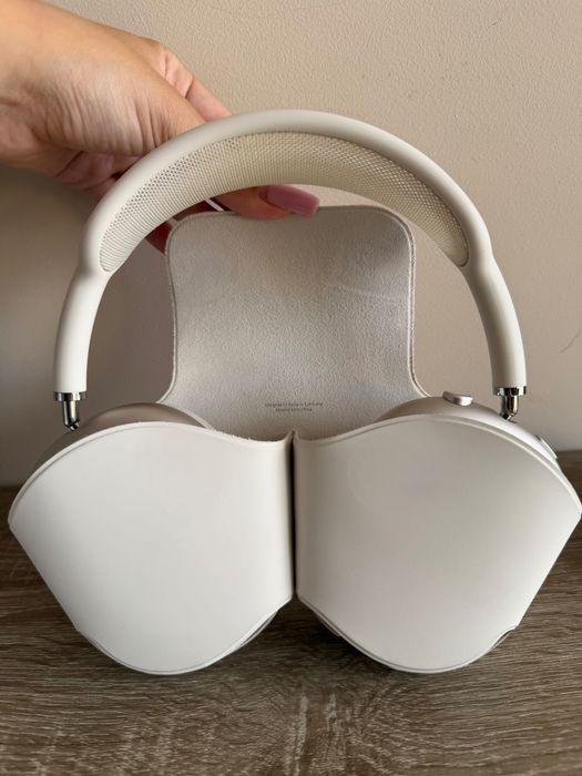 Apple AirPods Max Starlight – оригинални, перфектно състояние