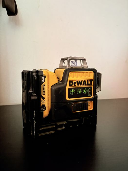 Vand Nivela Laser Dewalt
