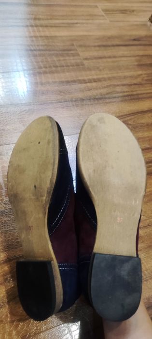 Продам замшевые туфли