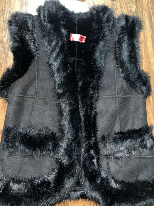 Меховой жилет. Верхняя женская одежда