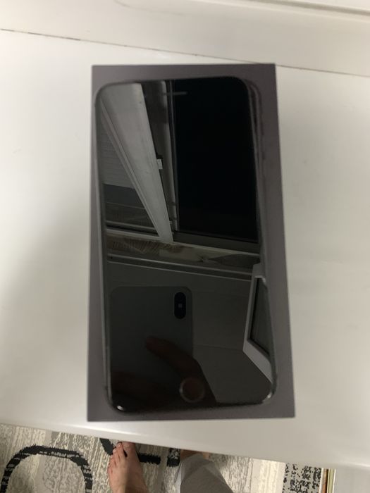 Iphone 8+ plus 256 GB каробка документами