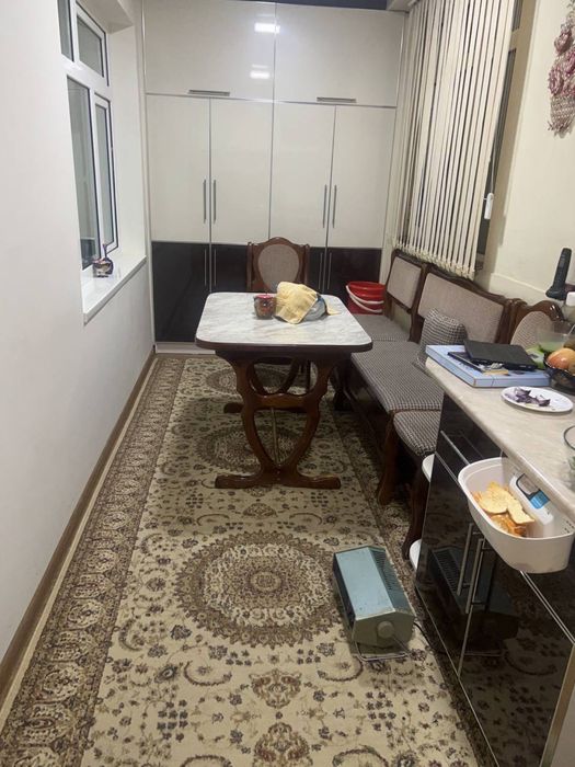 Продается 4х-комнатная квартира с ЕВРОРЕМОНТОМ И ВСТРОЕННОЙ МЕБЕЛЬЮ!