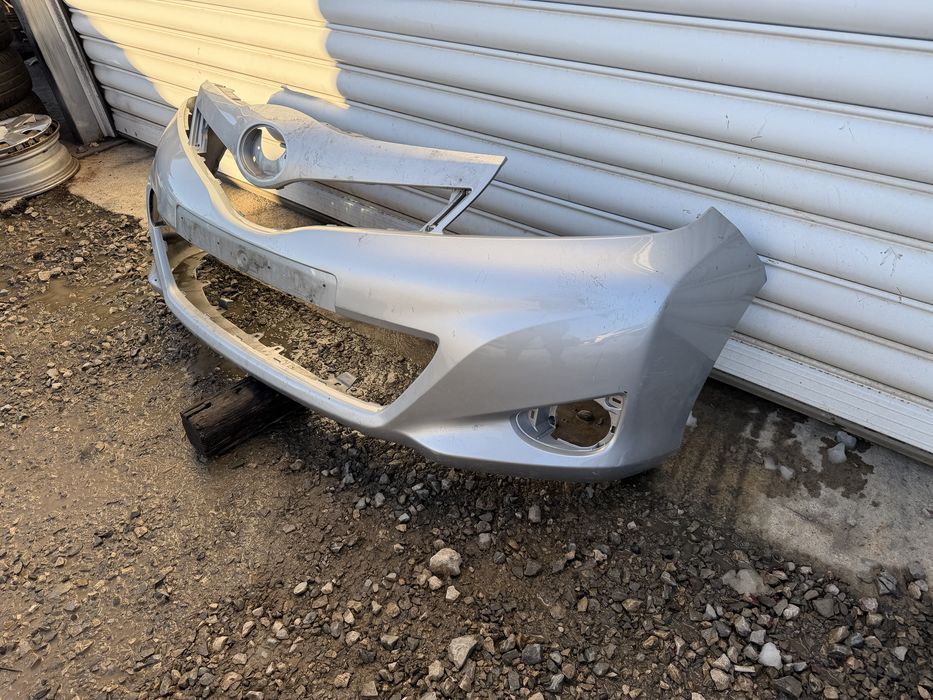 Предна броня за Toyota Yaris (2011-2014)