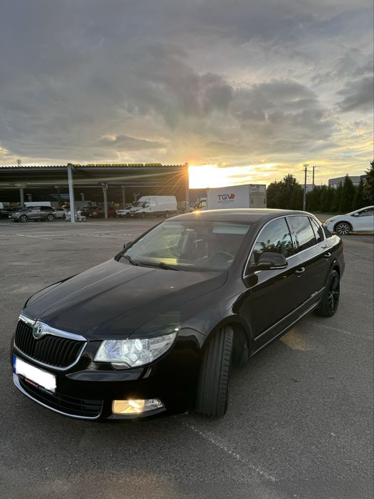 SKODA Superb 2012 — imagine 2