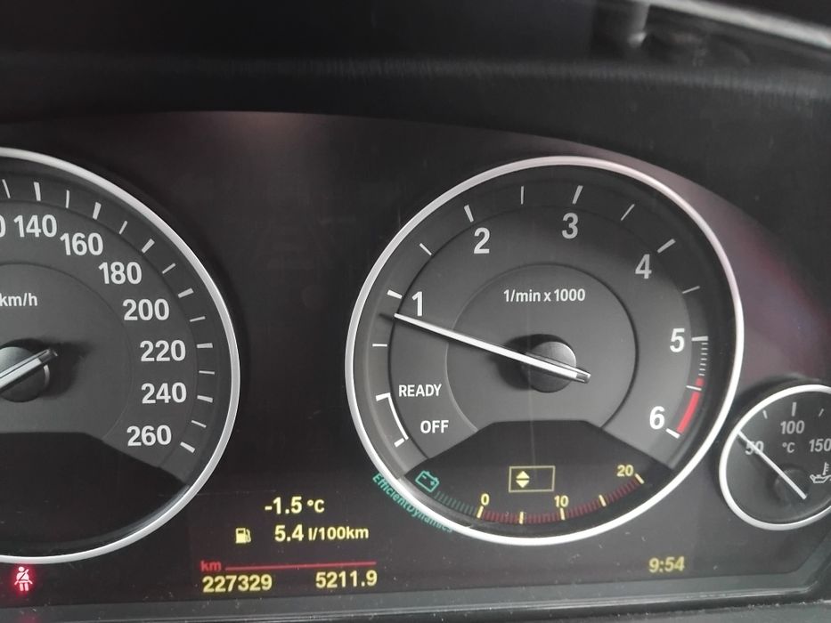 Bmw 320g  disel arata si merge impecabil.