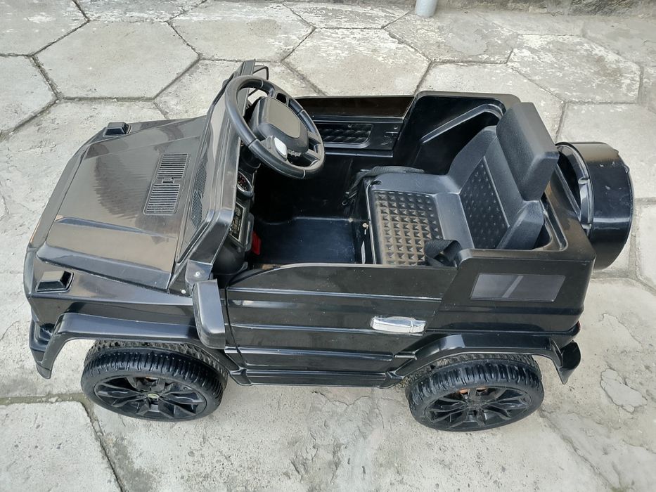 Машина, электромобиль