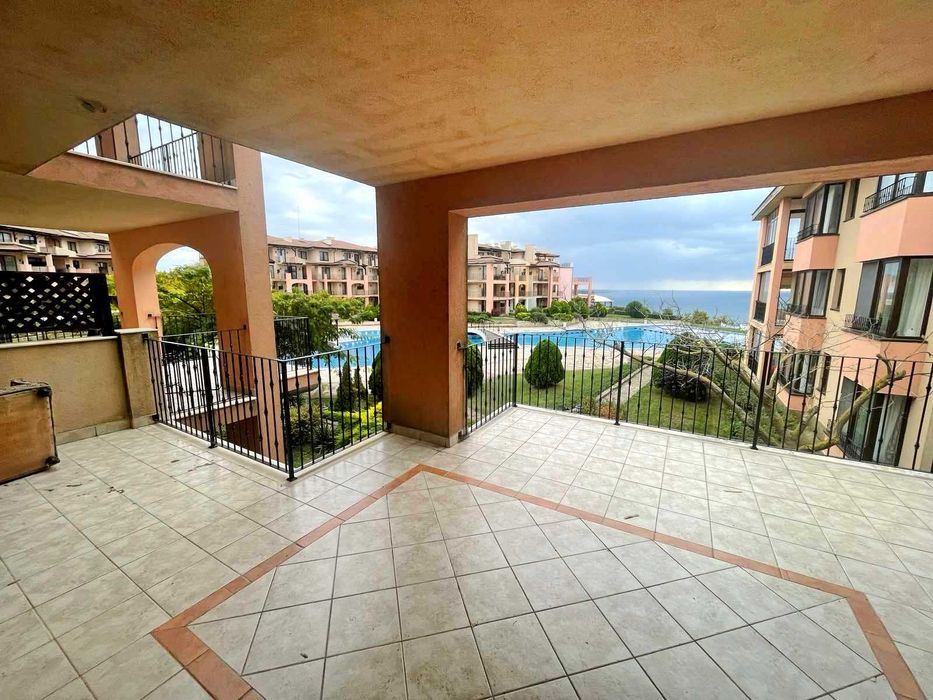 Продава се Тристаен апартамент в с. Топола, Област Добрич - 134 кв.м за 859 €/кв.м - Снимка #15