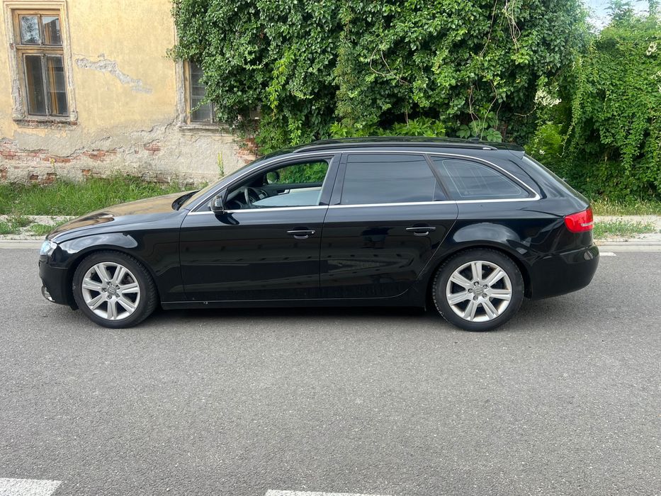 Audi A4 B8 2.0 TDI 143CP S-Line Automatik