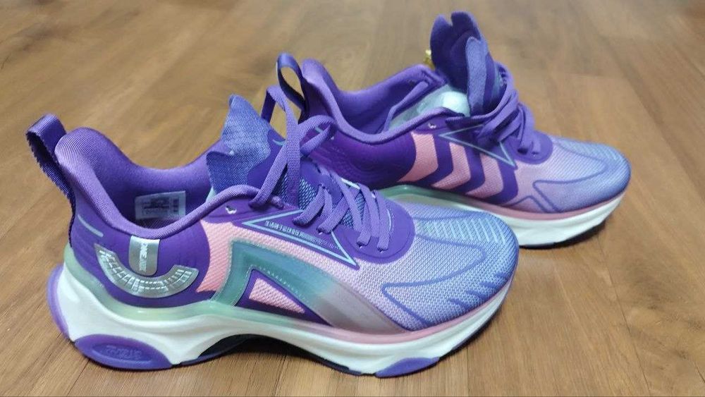 Новые кроссовки OneMix