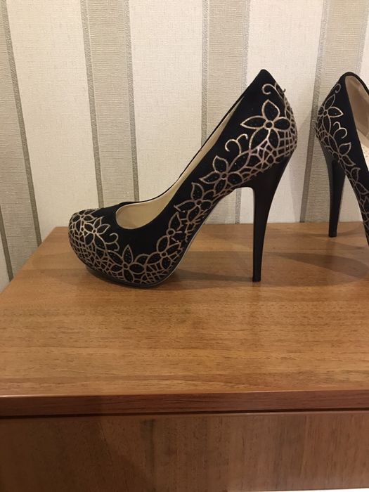 Каблуки стильные