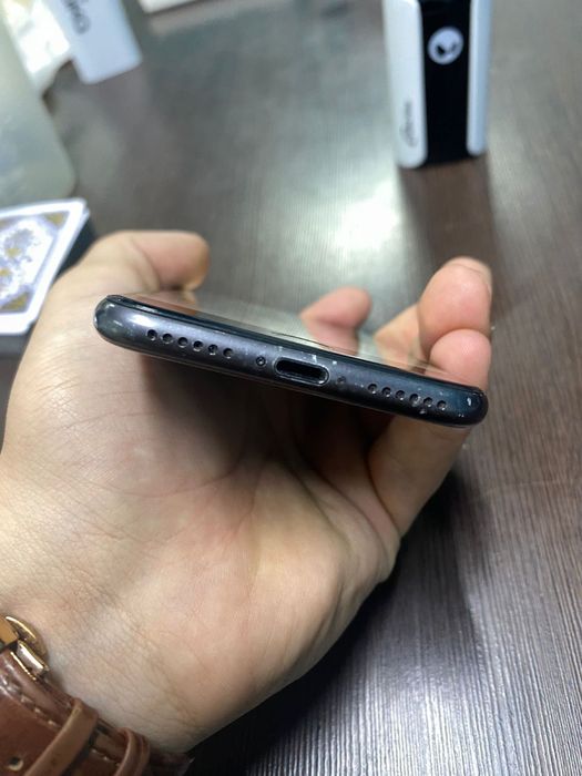 Айфон 8 черный 256гб обмен