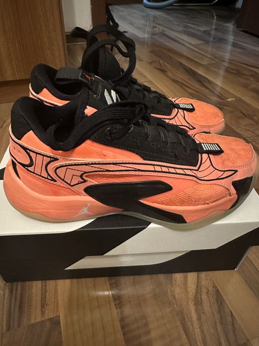 Кроссовки для баскетбола