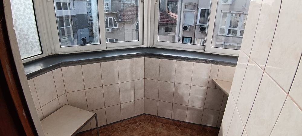 Дава се под наем Двустаен апартамент в Варна, Лятно кино Тракия - 70 кв.м за 498.27 € - Снимка #11