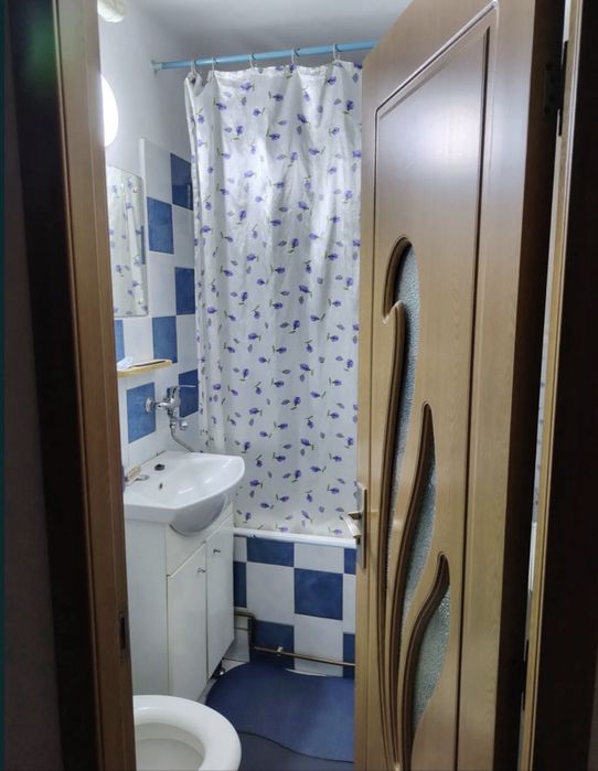 Vand apartamnetu cu 1 camera (gardoniera) contact; +40 748 144 333