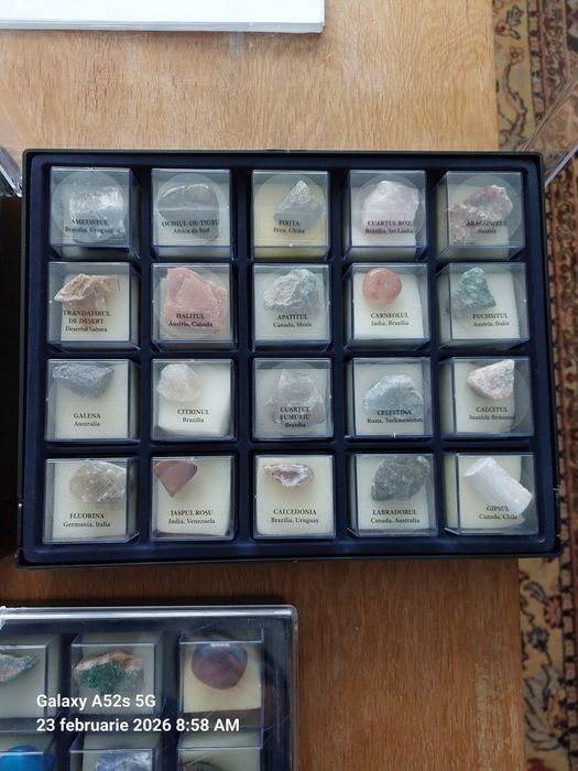 Vand colecție pietre semiprețioase