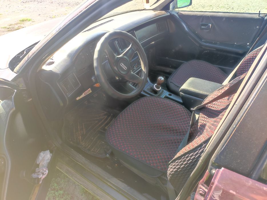 Продам Ауди б4 не на ходу