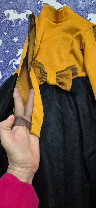 Елегантна рокля с тюл