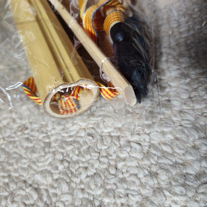 Лък, детски дървен лък.