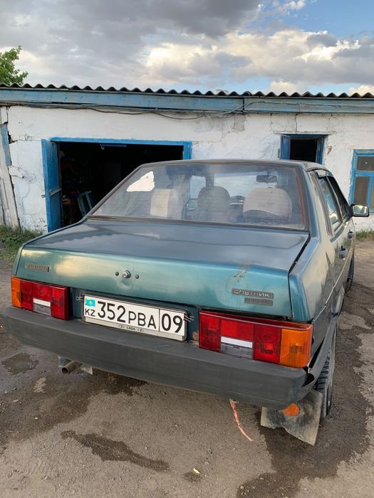 Продаю ваз 21099
