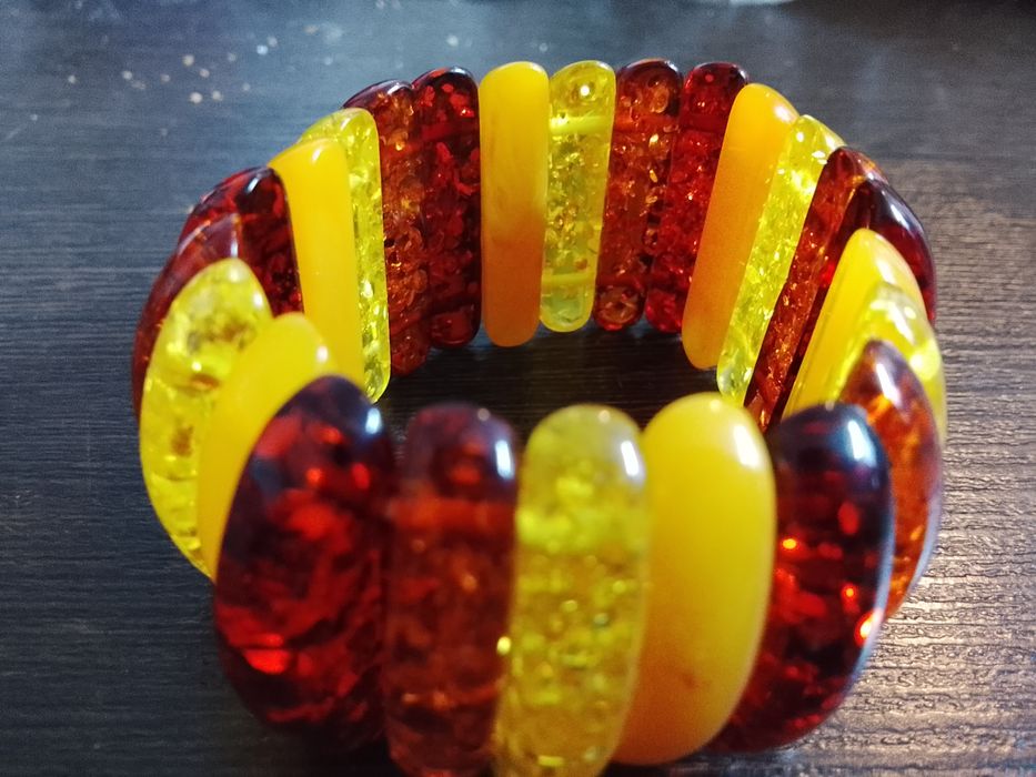 Браслет из янтаря