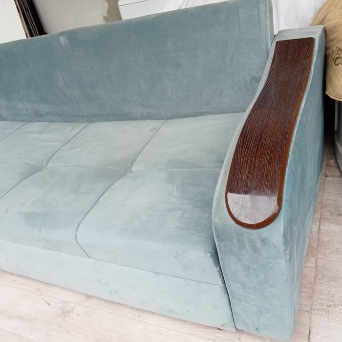 Диван продам прод