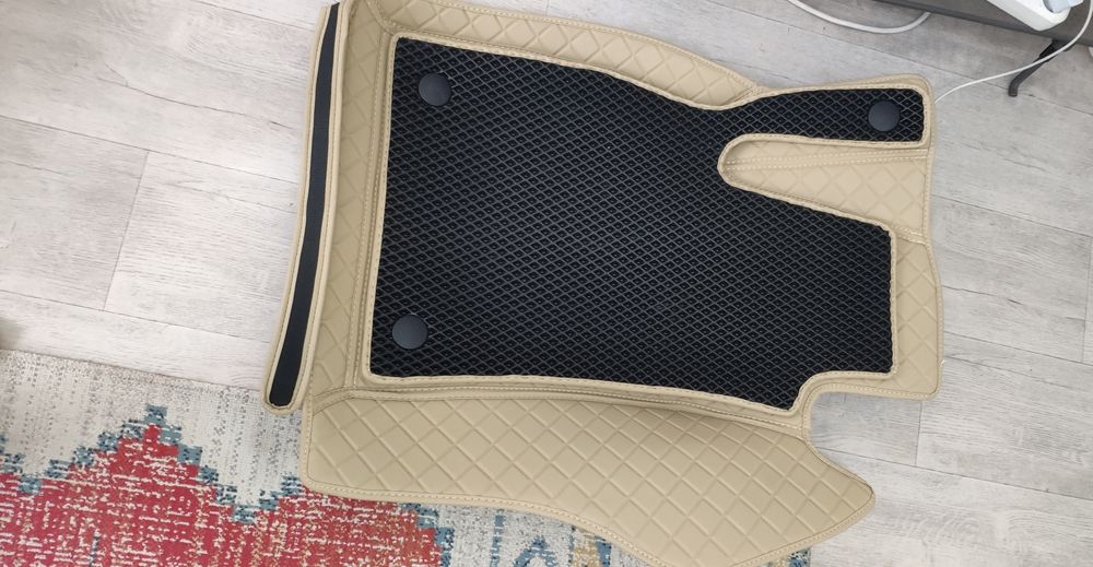 Комплект новых поликов на авто