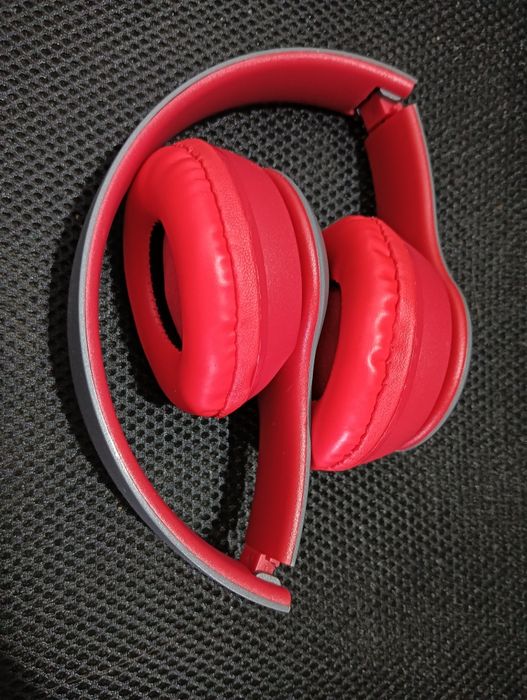 Casti wireless P47, rosii, Bluetooth, microfon incorporat