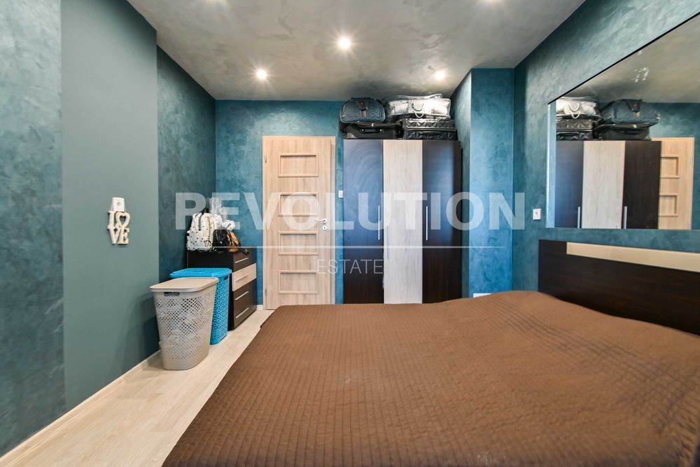 Продава се Тристаен апартамент в София, Люлин 4 - 81 кв.м за 2223 €/кв.м - Снимка #6