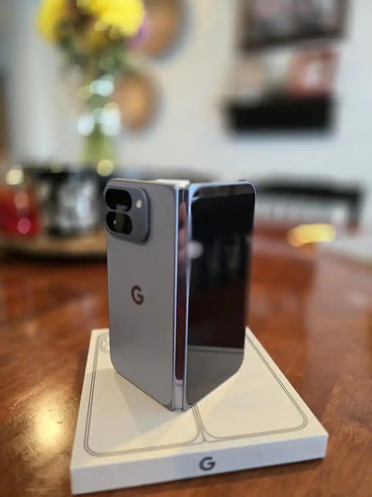 Pixel 10 Pro Fold 256GB - Impecabil