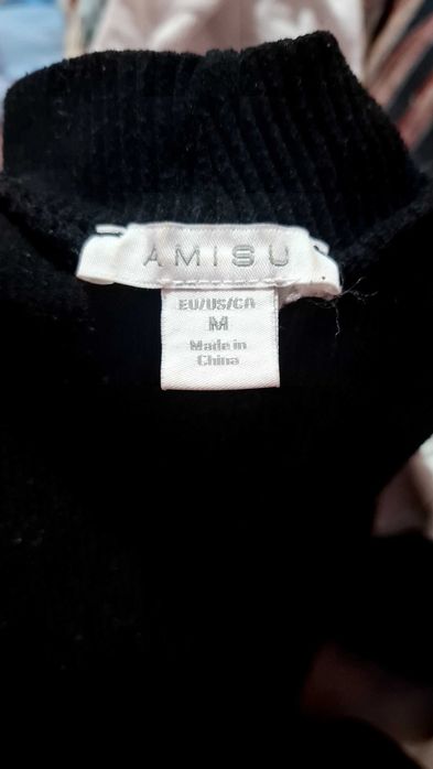 Блузи от различни марки