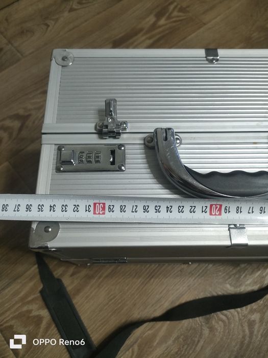 Продам кейс полностью алюминиевый