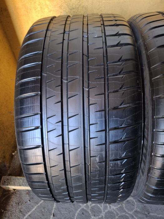 305 35 20 Michelin DOT 2023 vara NOI