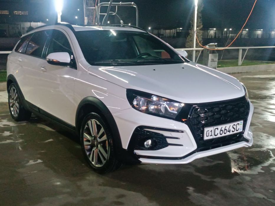 Lada vesta cross panarama kraska toza