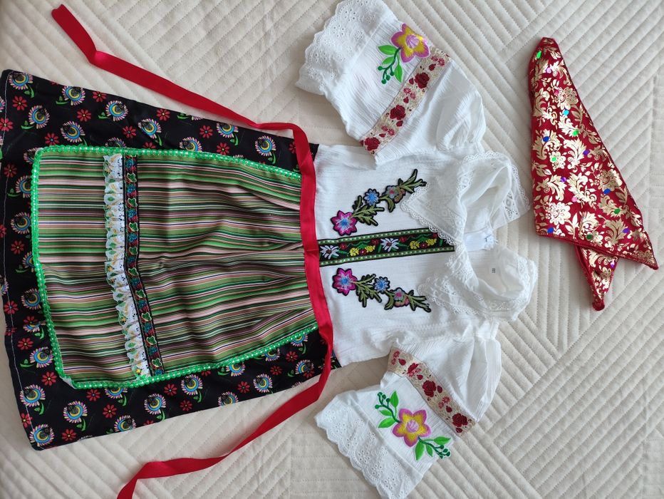 Национальный костюм Молдовы/украины