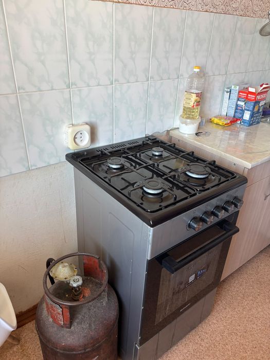 Продается газ плита