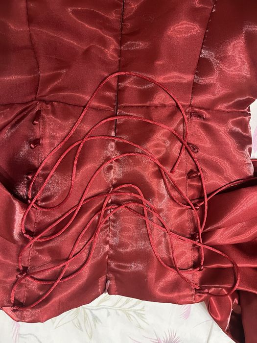 срочно продам платье на выпускной