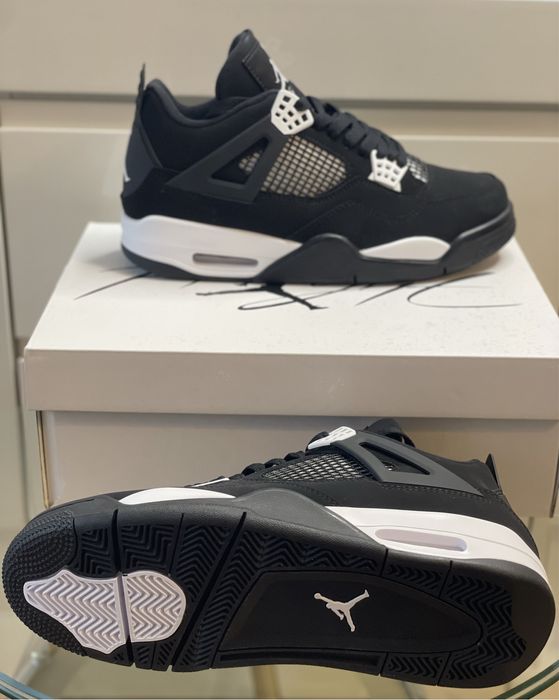 Air Jordan 4 White Thunder Retro Black