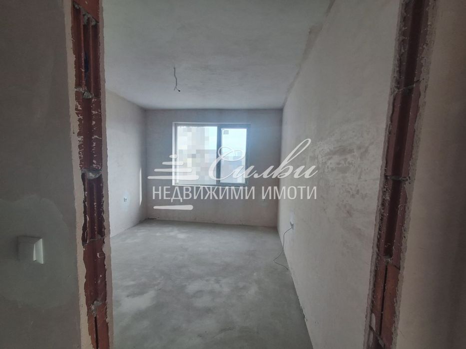 Продава се Тристаен апартамент в Шумен, Тракия - 113 кв.м за 700 €/кв.м - Снимка #2