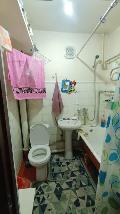 Продам 2ком.кв.на пр-т жамбыла дом 18