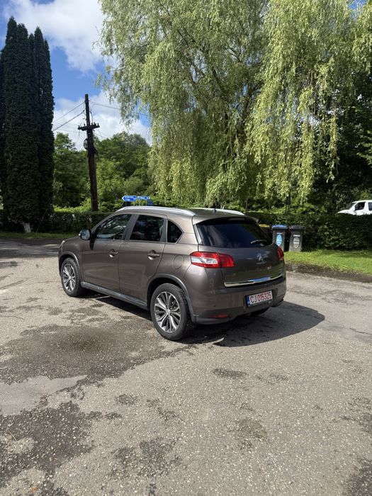 Peugeot 4008 numere rosii valabile full dotari Mitsubishi Asx 4x4 1.8 did 150cp panoramic