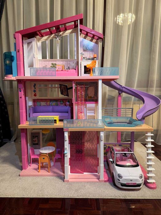Барби Къща на мечтите / Barbie Dream House с подарък Барби кола