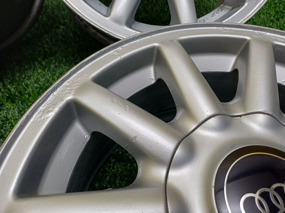 Диски R15 5x112 ромашки на Audi.