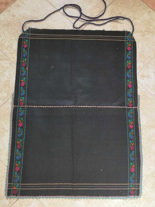 Шест Автентични Старинни Престилки от Народна Носия Началото на 20 в.